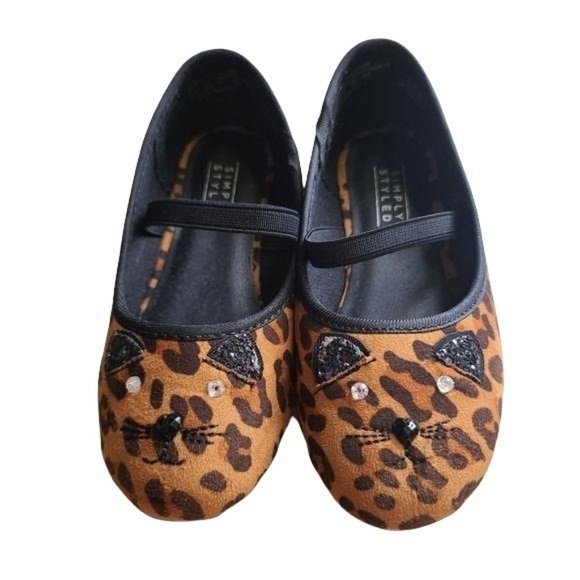 Simply Styled Girls Cheetah Print Ballet Flats - Picture 2 of 6